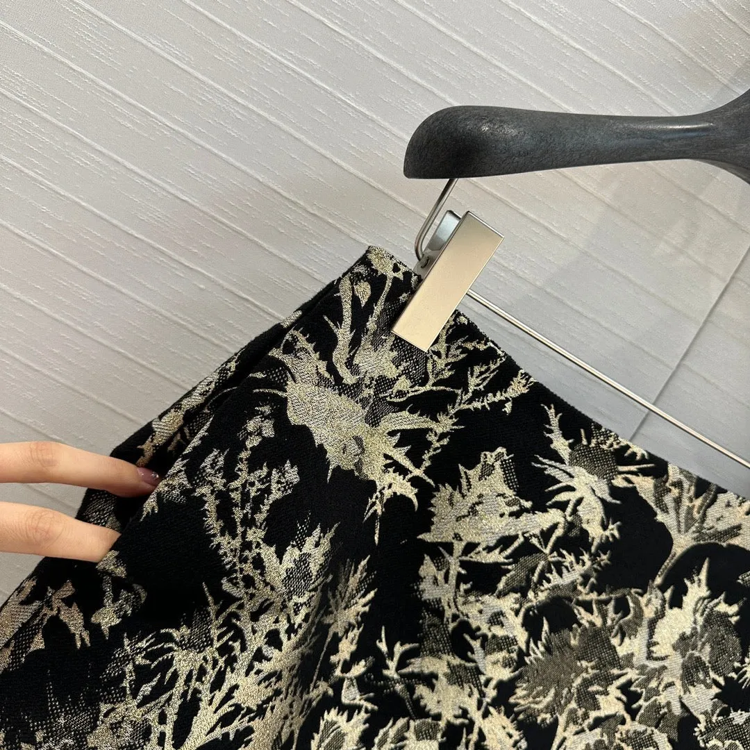 Black gold flower element hakama