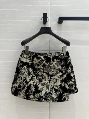 Black gold flower element hakama
