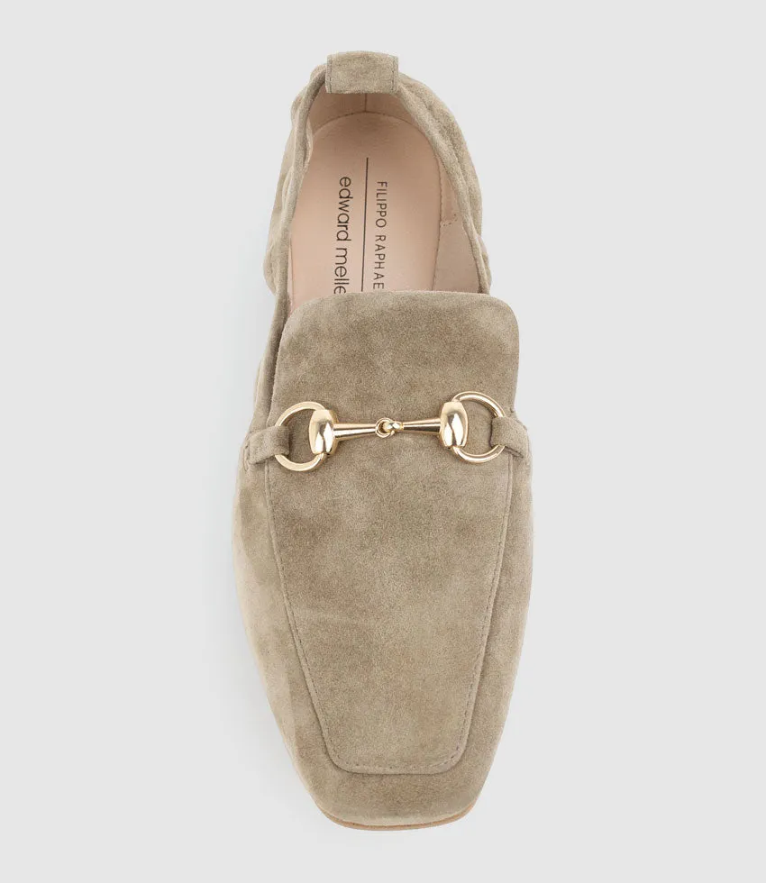 FINER Elastic Back Slipper With Hardware in Latte Suede