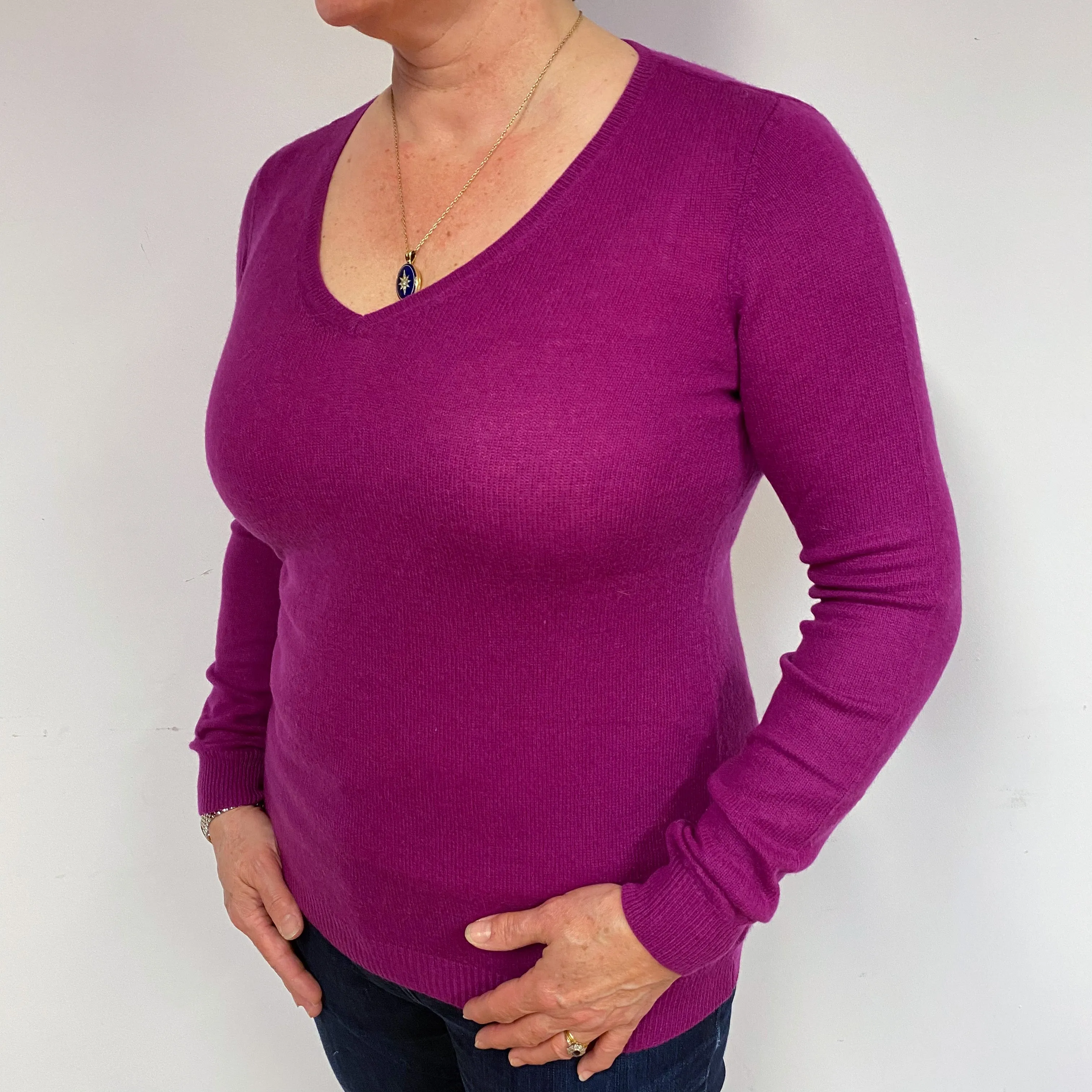 Magenta Purple Cashmere V-Neck Jumper Large