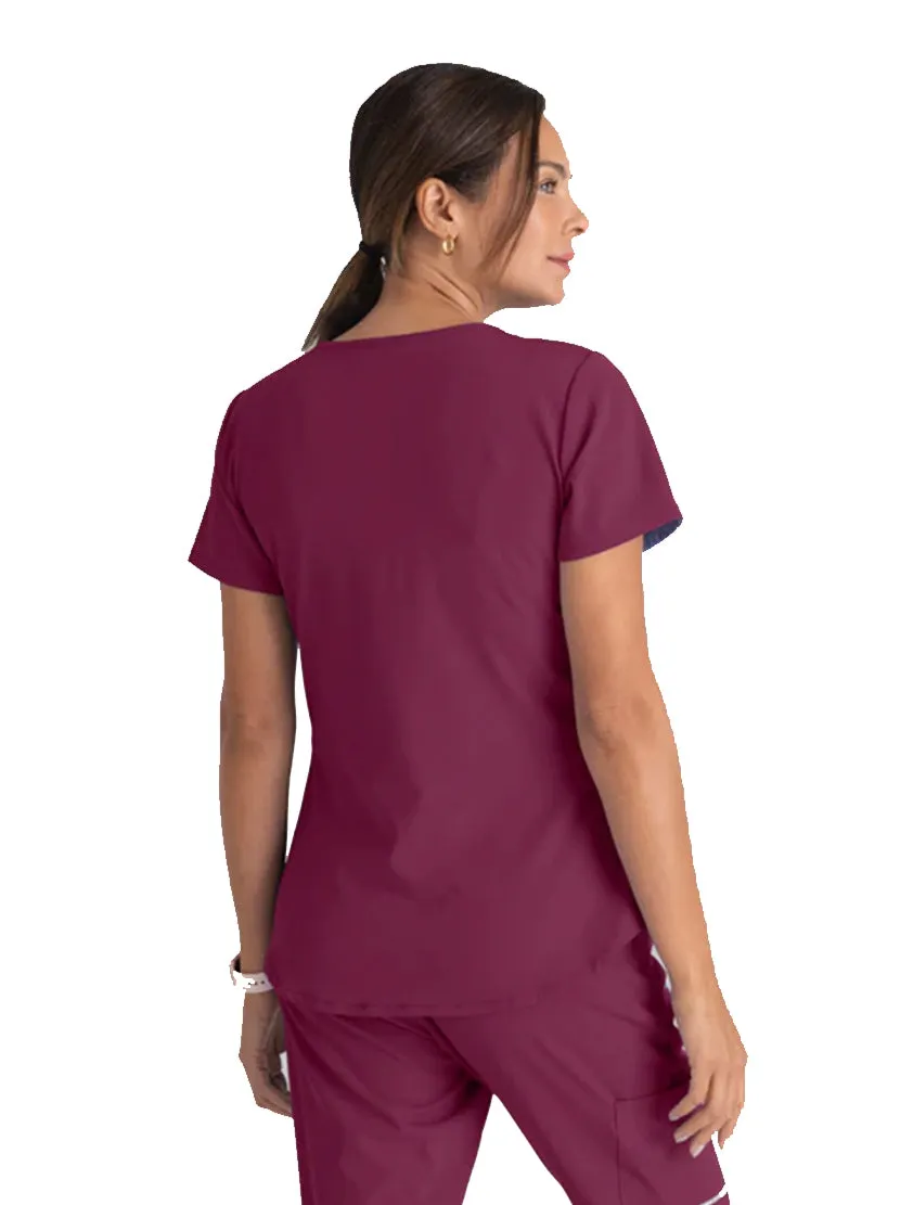 Skechers™ by Barco Breeze 3-Pocket Curved V-Neck Scrub Top