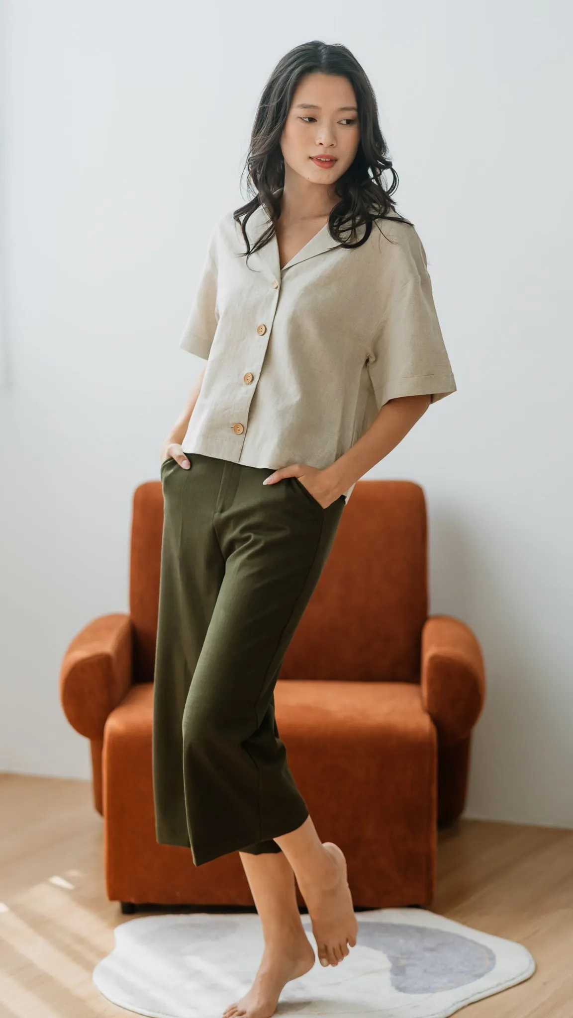 Xin Elastic Waist Culottes in Green [ONLINE ONLY]